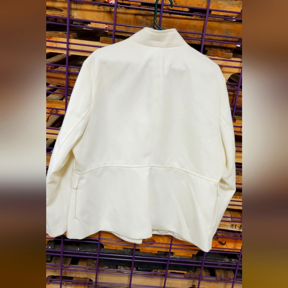 Jacket - Picture 2 of 3